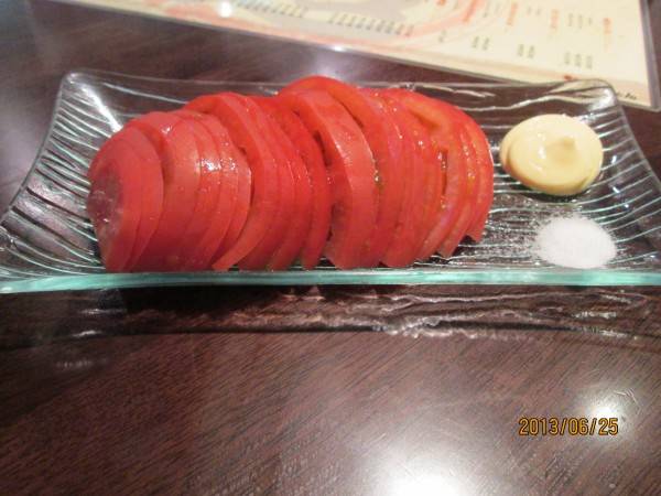 スライストマトや枝豆もあります