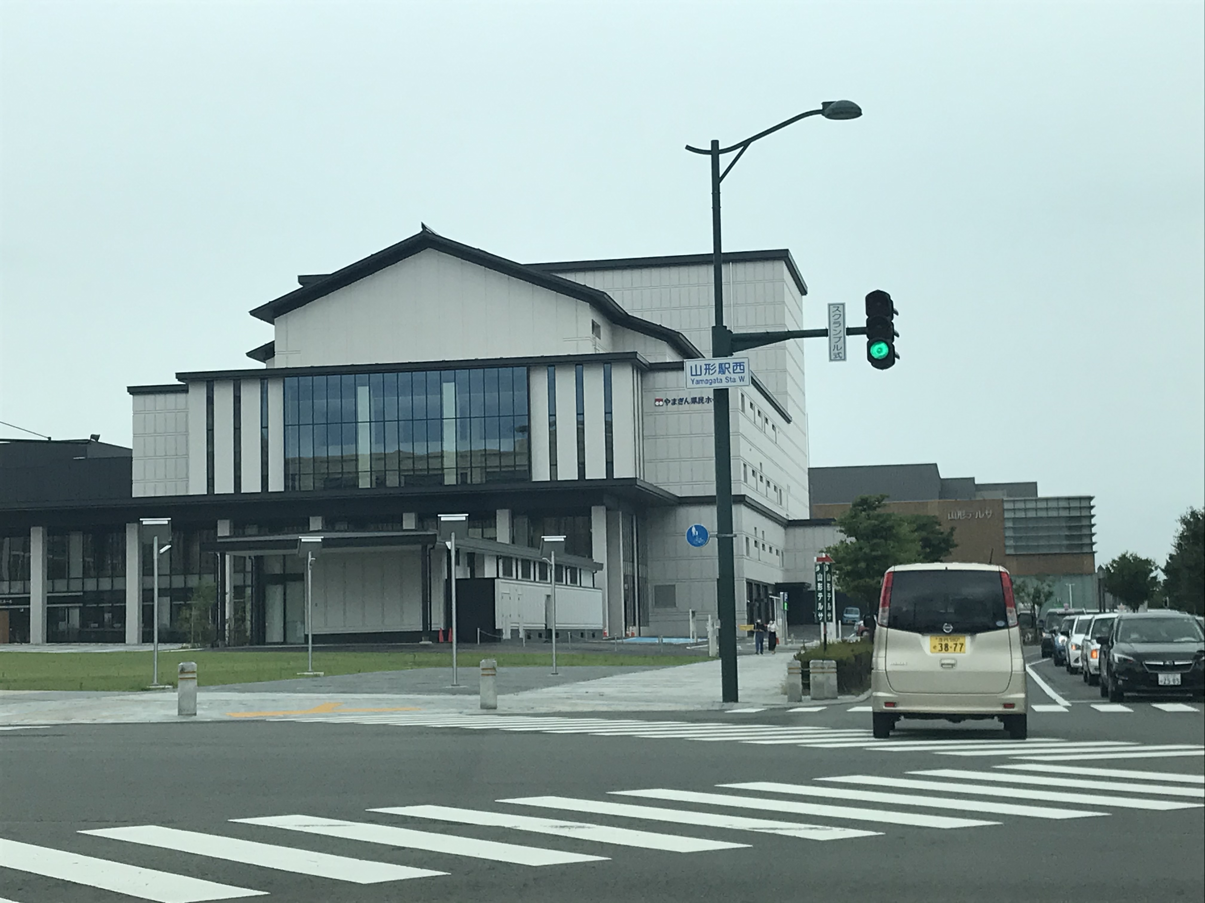 やまぎん県民ホール