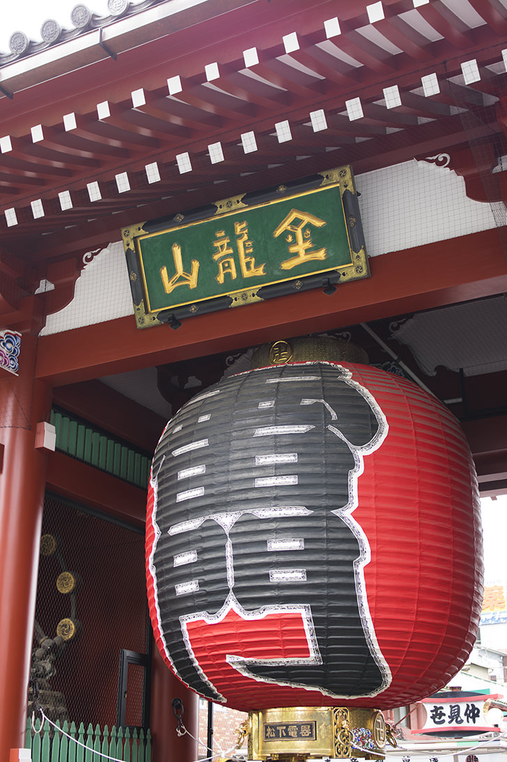 浅草寺の雷門は大人気の写真スポット☆